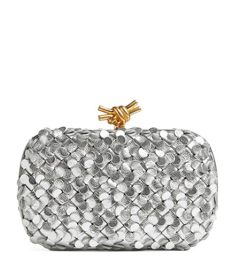 bottega veneta knot clutch discontinued.